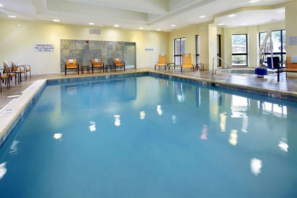 Courtyard By Marriott Akron Stow Экстерьер фото