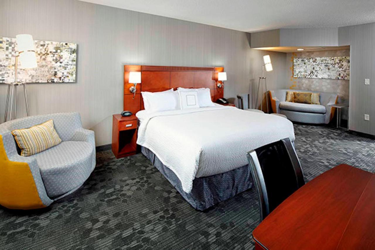 Courtyard By Marriott Akron Stow Экстерьер фото