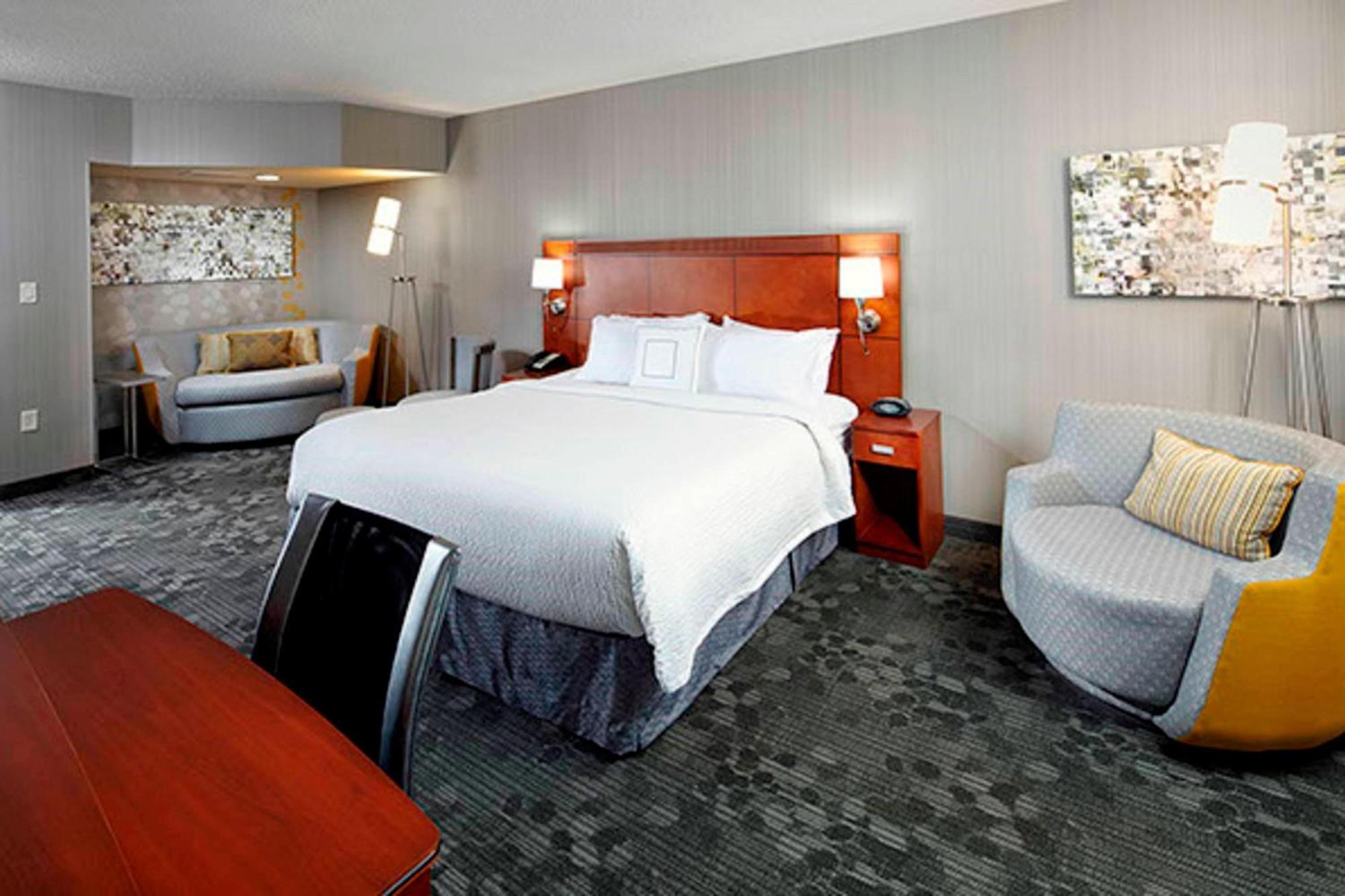 Courtyard By Marriott Akron Stow Экстерьер фото