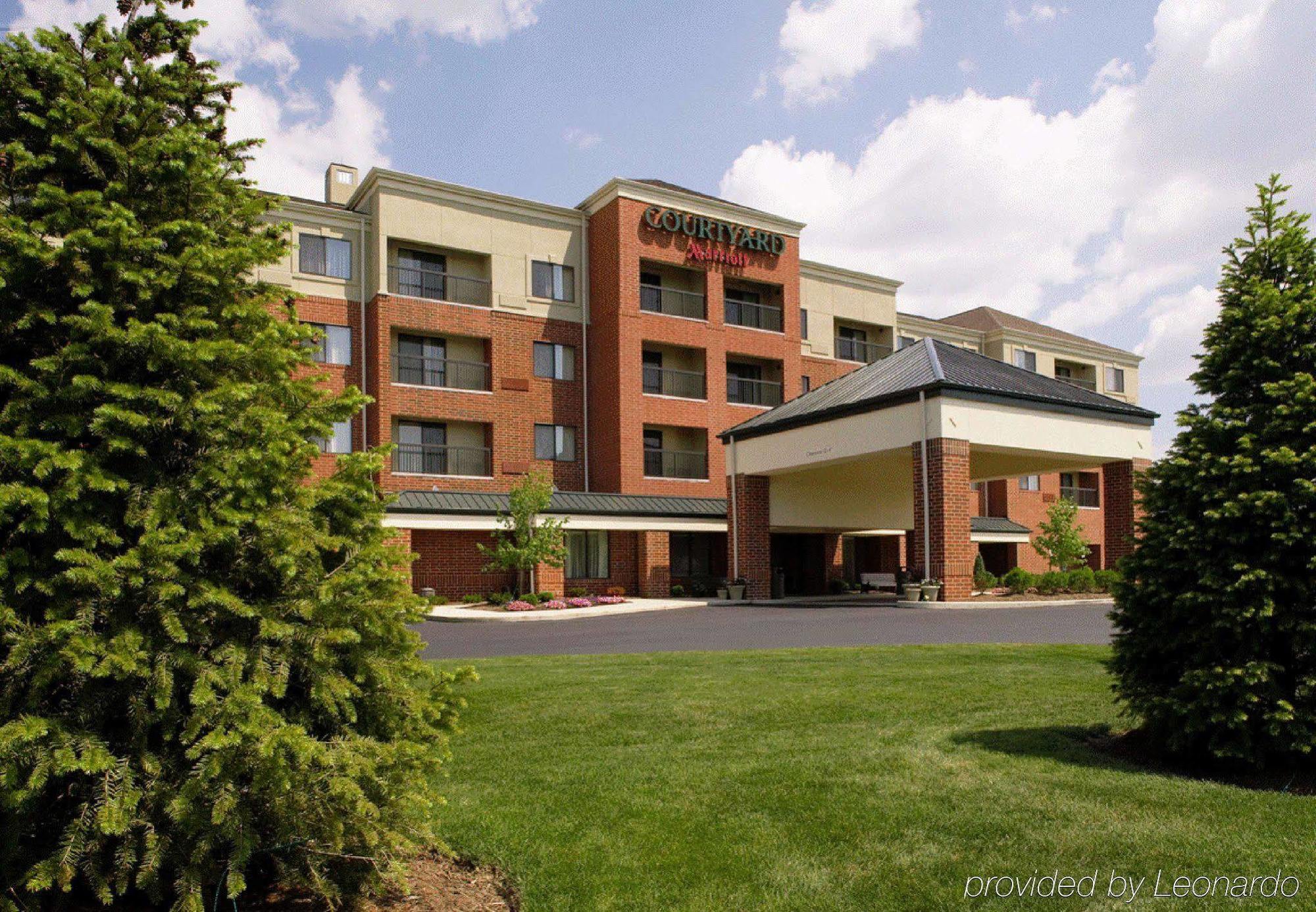 Courtyard By Marriott Akron Stow Экстерьер фото